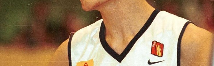 开云体育官网-上海锁定常规赛冠军 上一次是在2001-02赛季&amp;当年姚明率队夺首冠