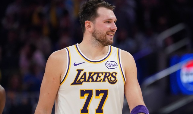 开云体育官网-周最佳提名：东契奇、杜兰特、亚历山大、库明加、米勒在列