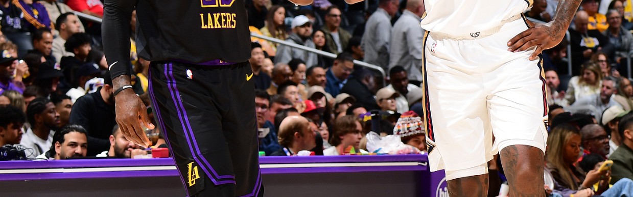 开云-轰21+7+7延续纪录！41岁詹皇助湖人取三连胜 放弃刷分一幕显格局